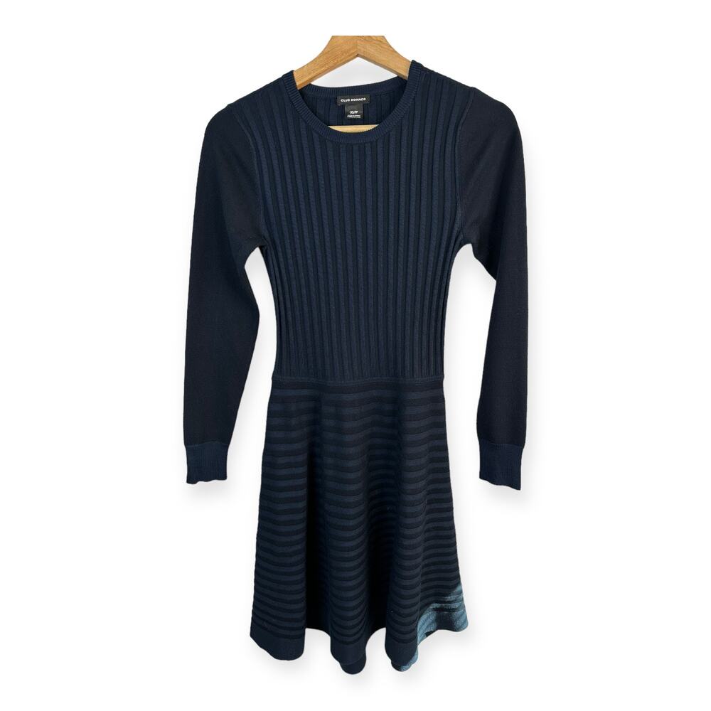 Club Monaco Womens size XS Navy Blue Ribbed Long Sleeve Sweater Flare Dress